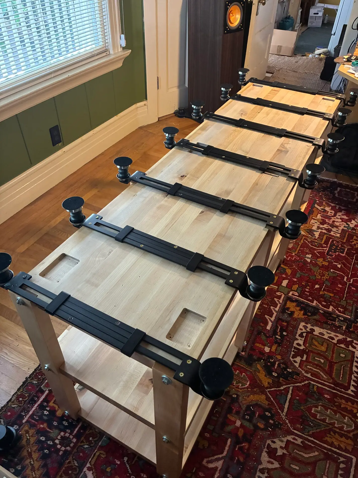 Floating hi-fi rack on Townshend Speaker Bars Seismic Isolation"